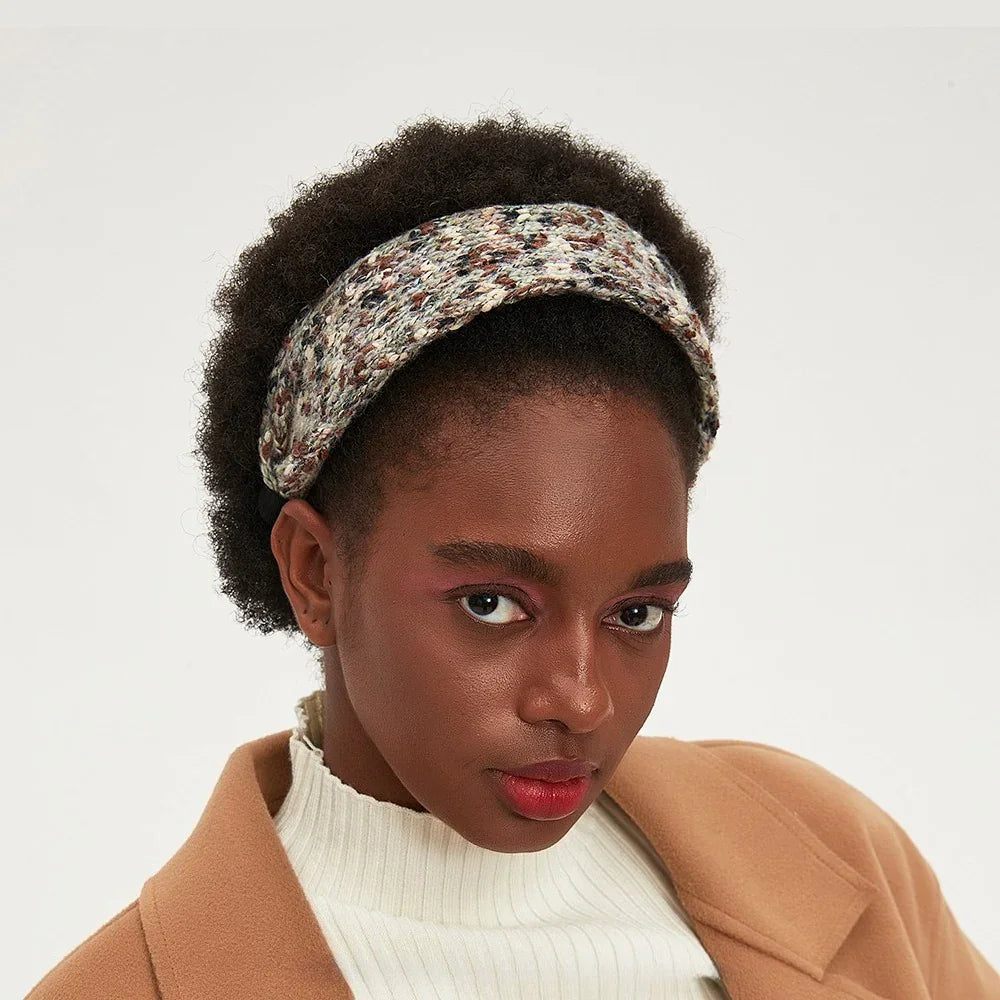 Multicolor chunky knit printed women's headband with thick texture