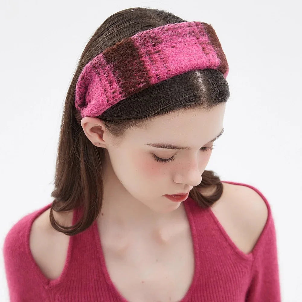 Pink and brown plaid knitted woolen women's headband, printed style